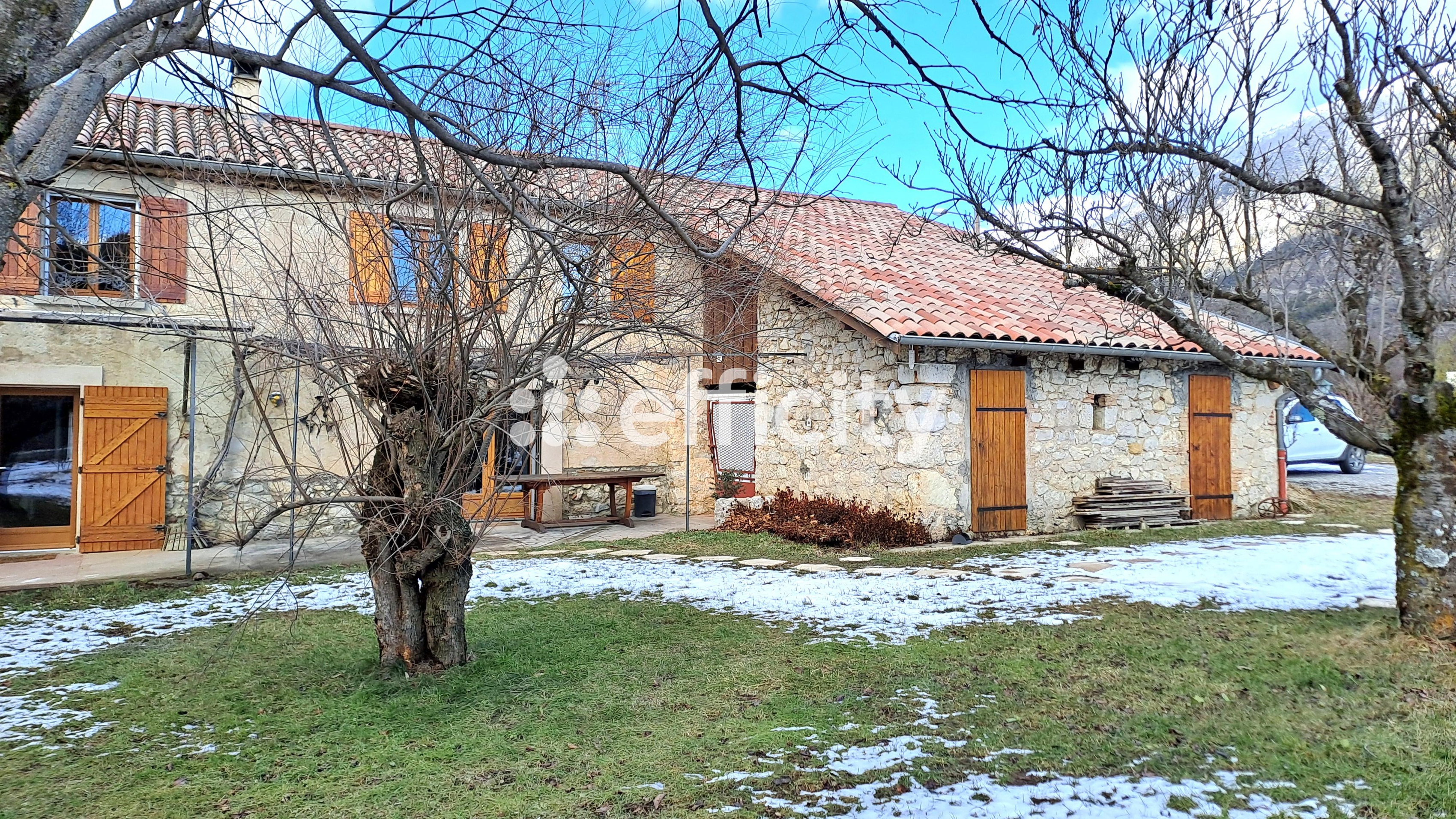 Achat immobilier Maison 6 pièces  151m2 à Saint-Pierre-d'Argençon (05140) - Photo n°4