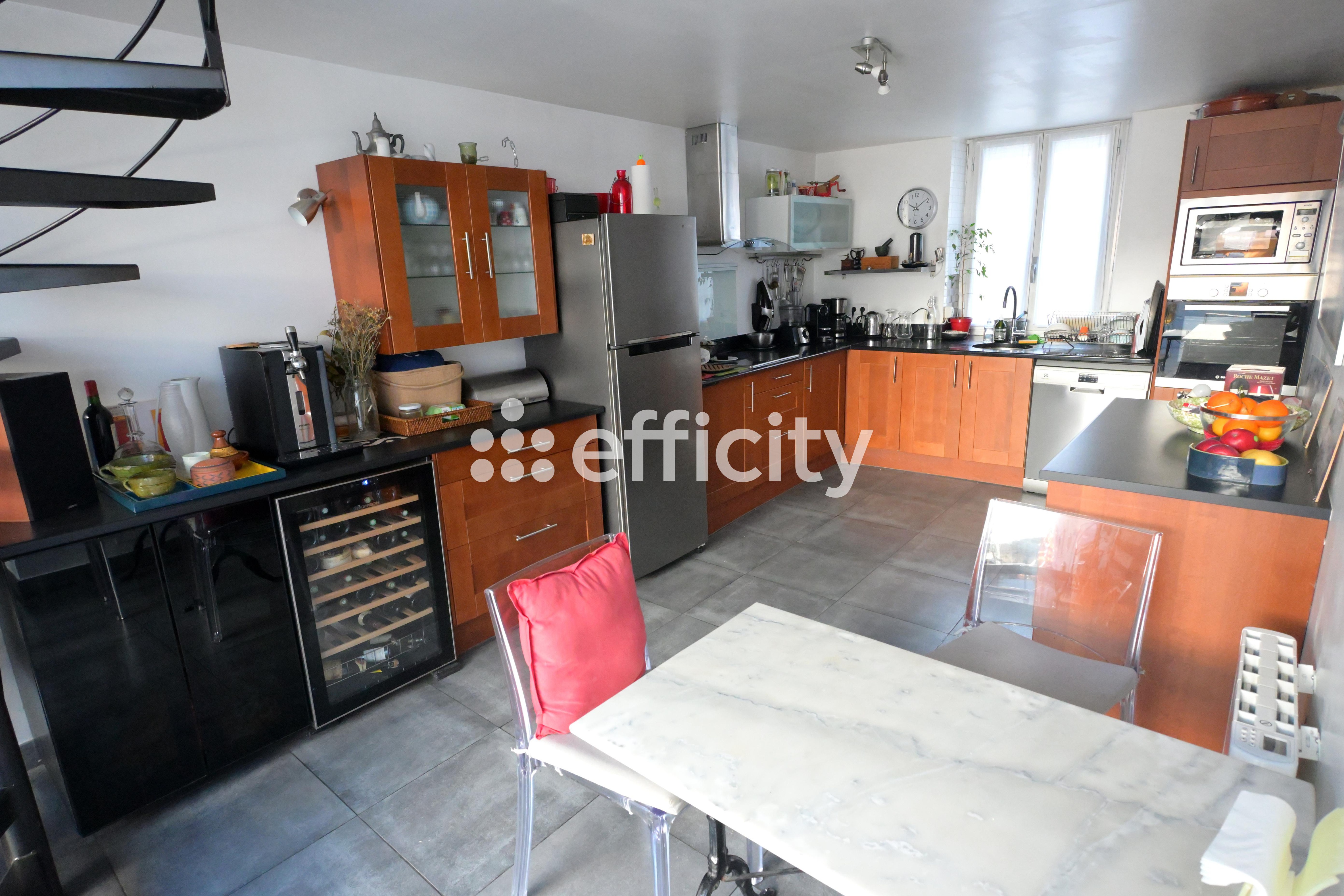 Achat immobilier Maison 4 pièces  120m2 à Marseille (13006) - Photo n°11