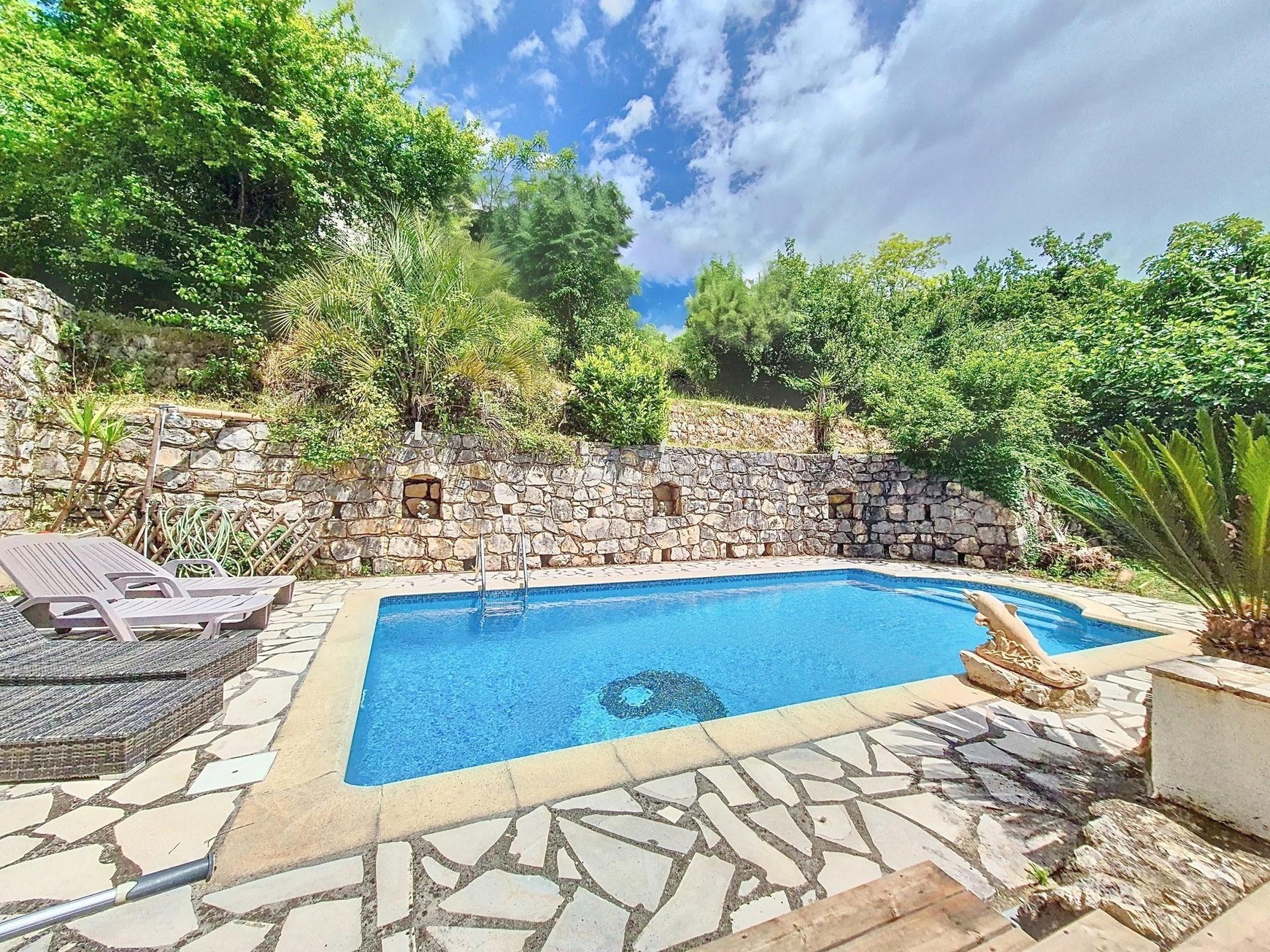 Achat immobilier Maison 7 pièces  189m2 à Tourrettes-sur-Loup (06140) - Photo n°9