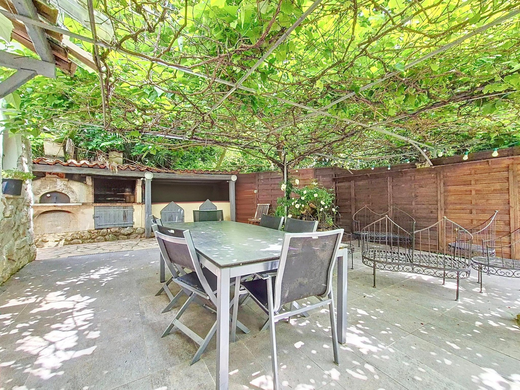 Achat immobilier Maison 7 pièces  189m2 à Tourrettes-sur-Loup (06140) - Photo n°16