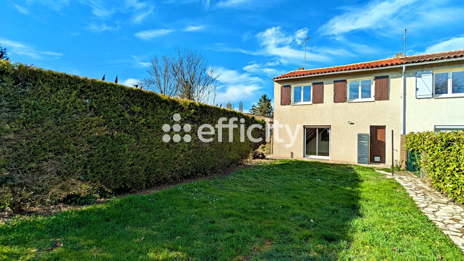 Achat immobilier Maison 4 pièces  90m2 à Saint-Michel (16470) - Photo n°1