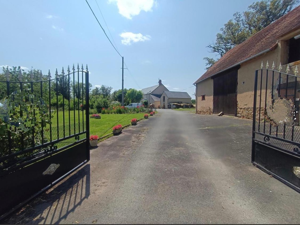 Achat immobilier Maison 6 pièces  234m2 à Chassignolles (36400) - Photo n°7