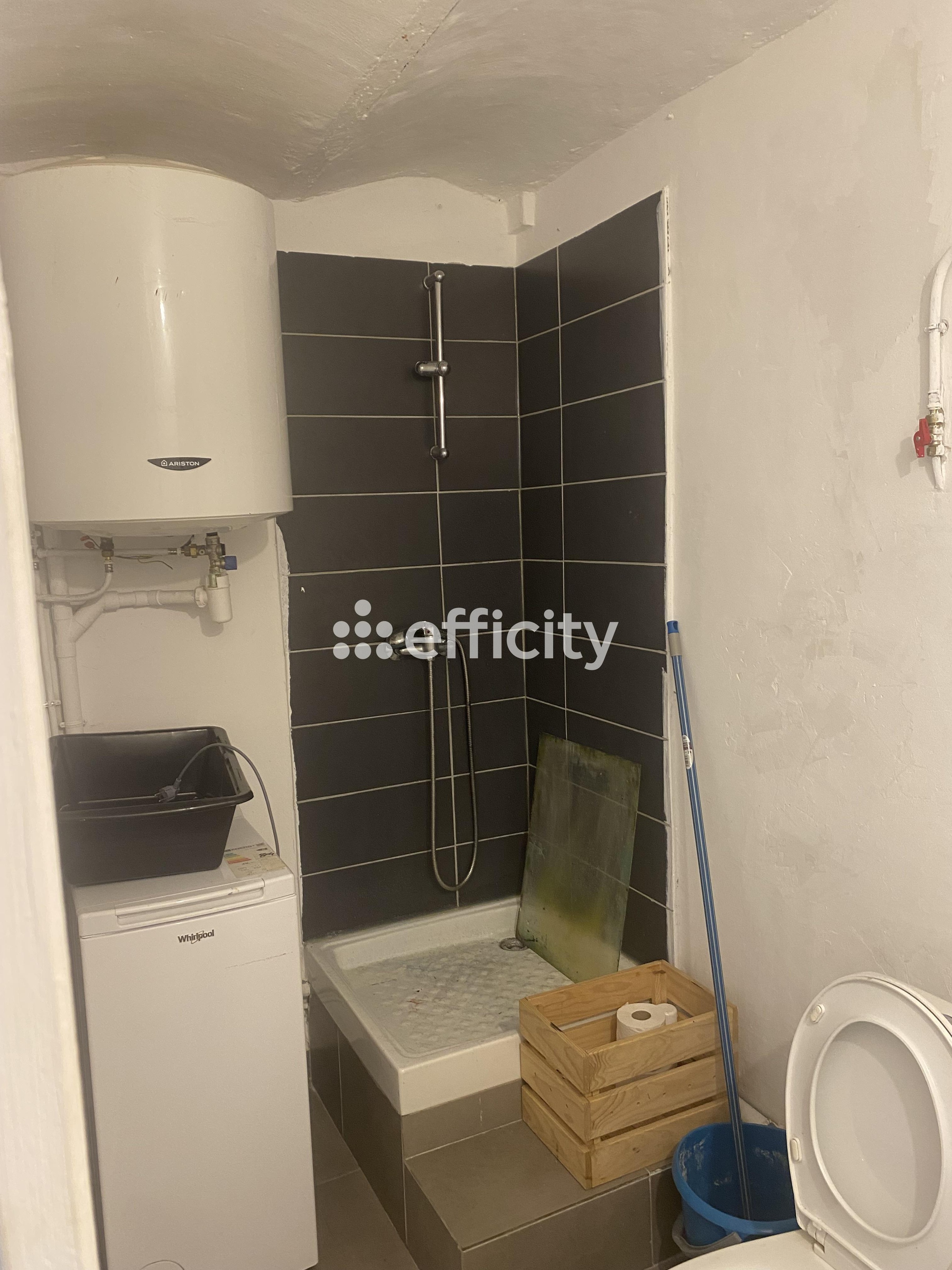 Achat immobilier Local commercial 2 pièces  59m2 à Marseille (13001) - Photo n°9