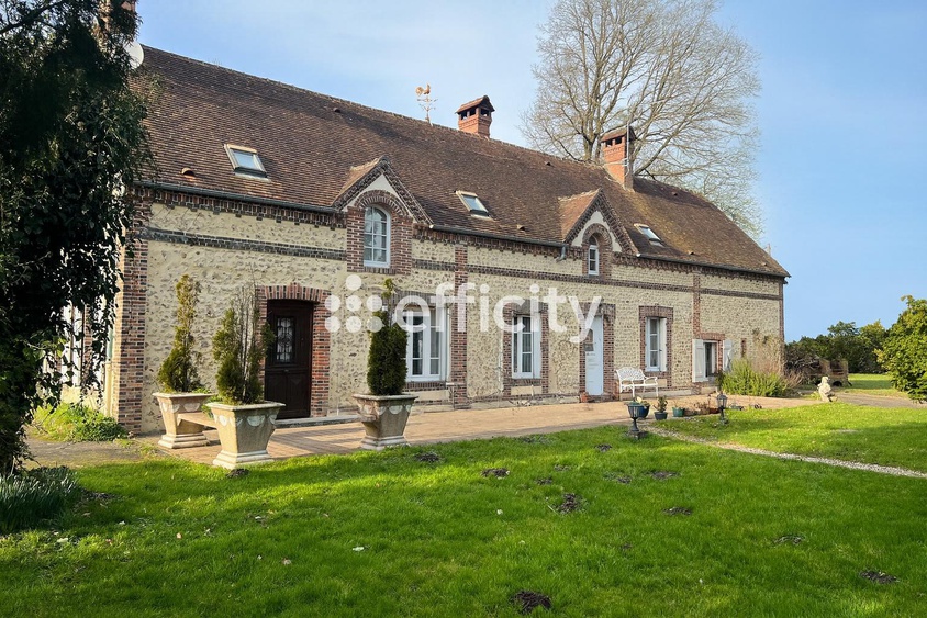 maison 8 pièces - 250,0m2 à Irai (61190)