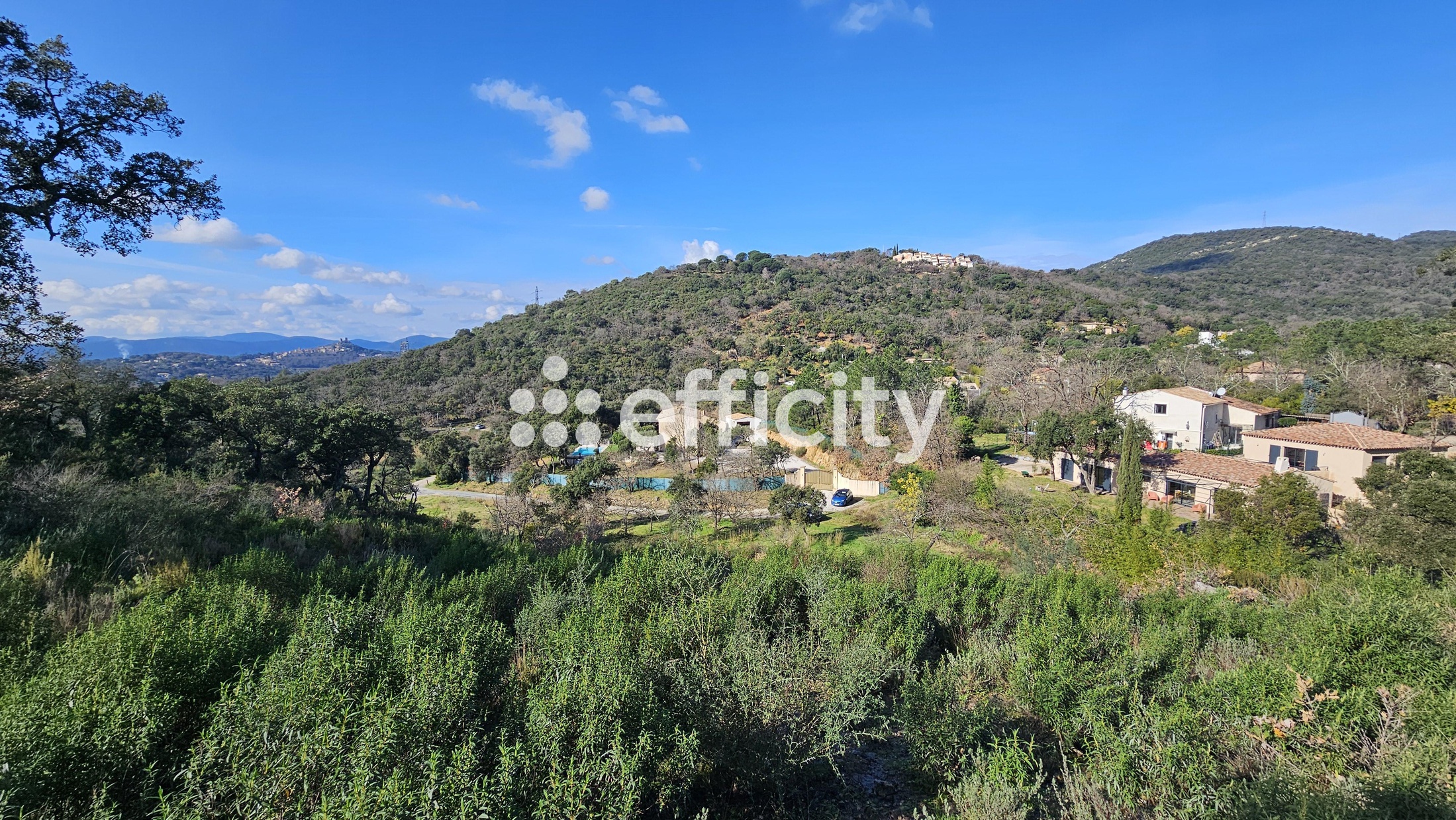 terrain  - 5000m2 à Grimaud (83310)
