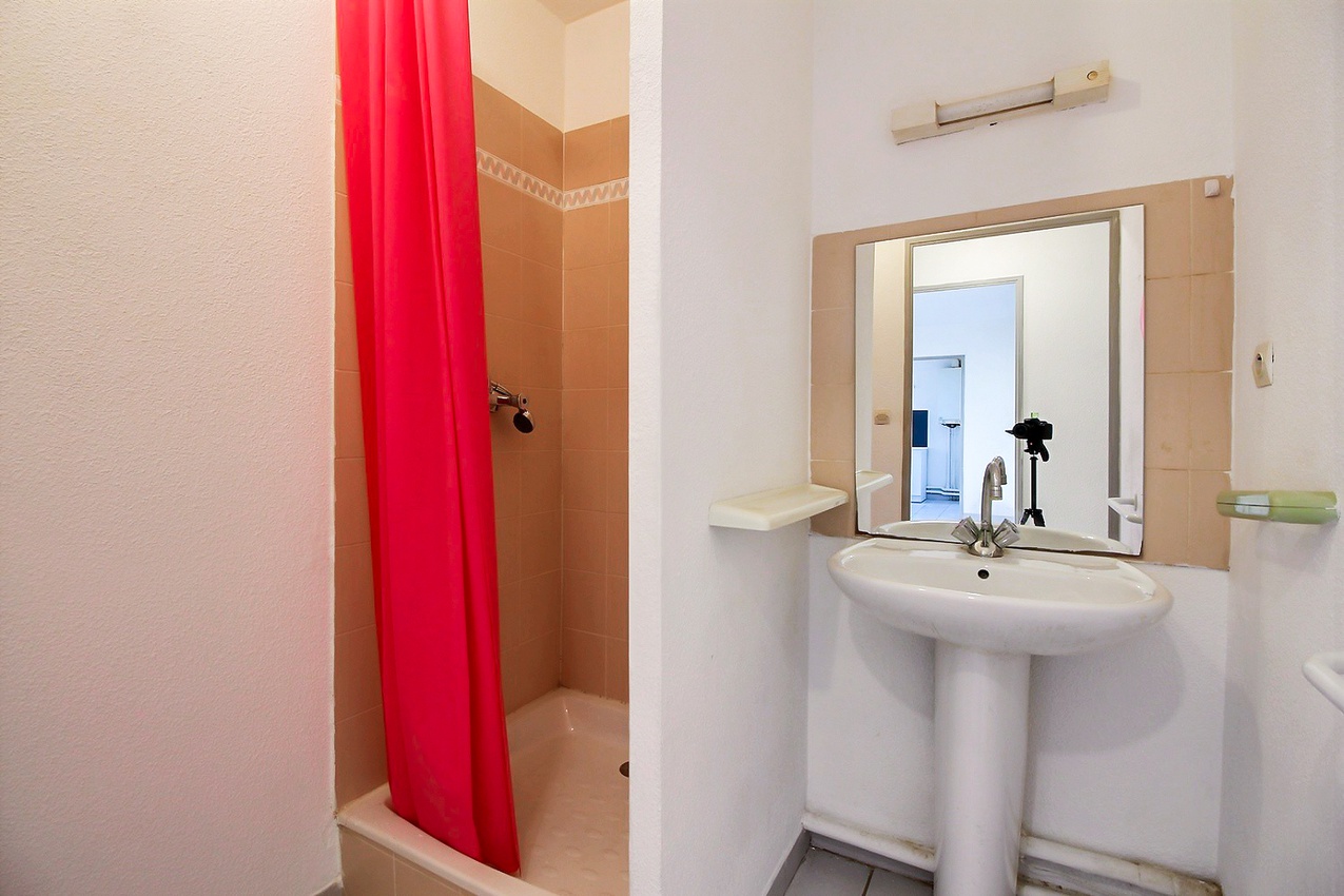 Achat immobilier Appartement 2 pièces  45m2 à Bouillargues (30230) - Photo n°6