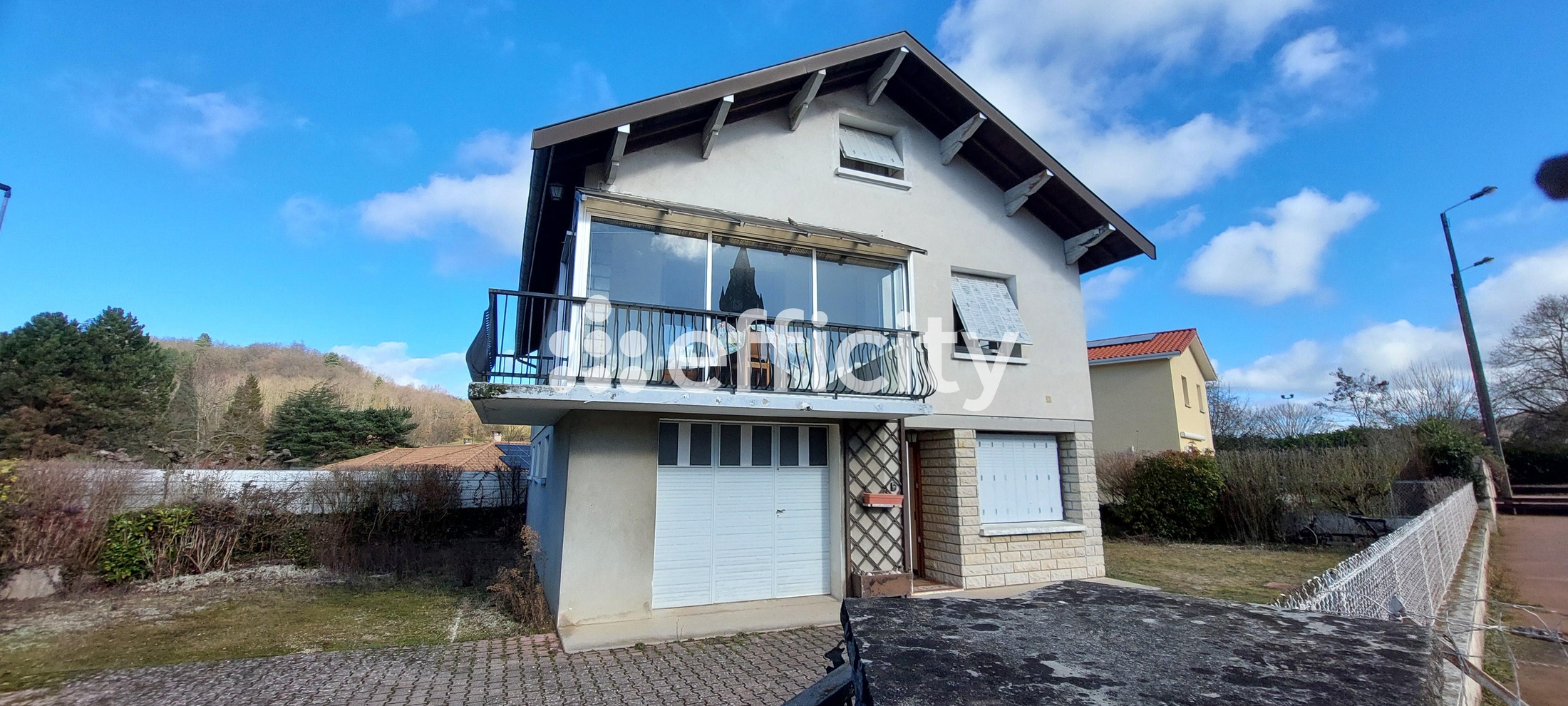 maison 7 pièces - 120m2 à Cour-et-Buis (38122)