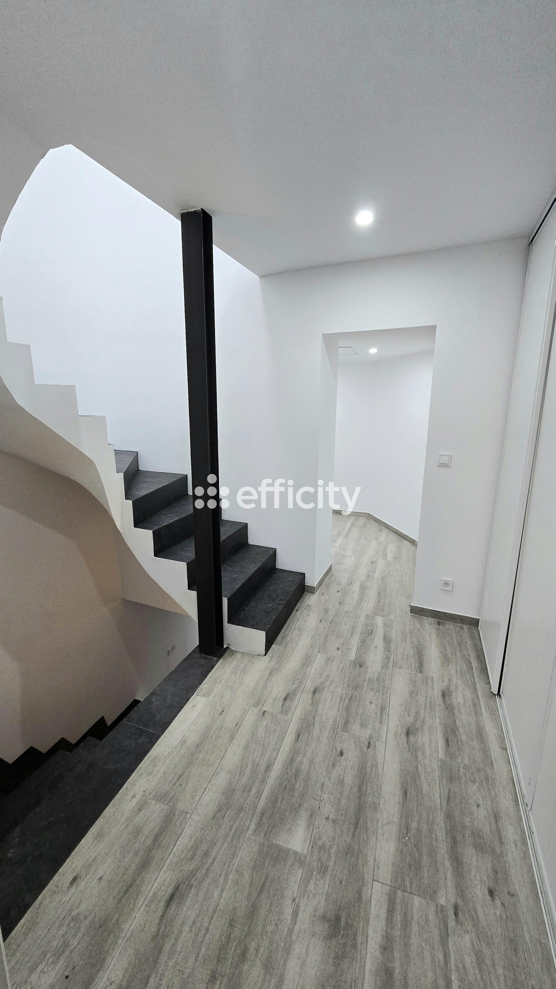 Achat immobilier Maison 5 pièces  150m2 à Colombiers (34440) - Photo n°16