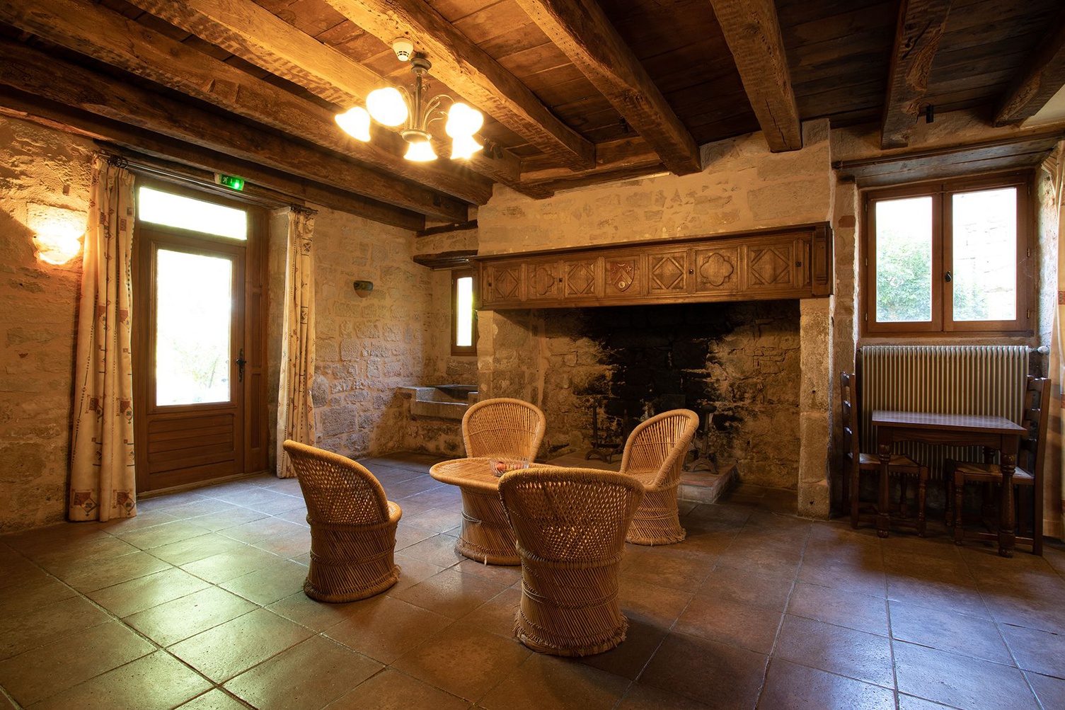 Achat immobilier Maison 18 pièces  400m2 à AYEN (19310) - Photo n°10