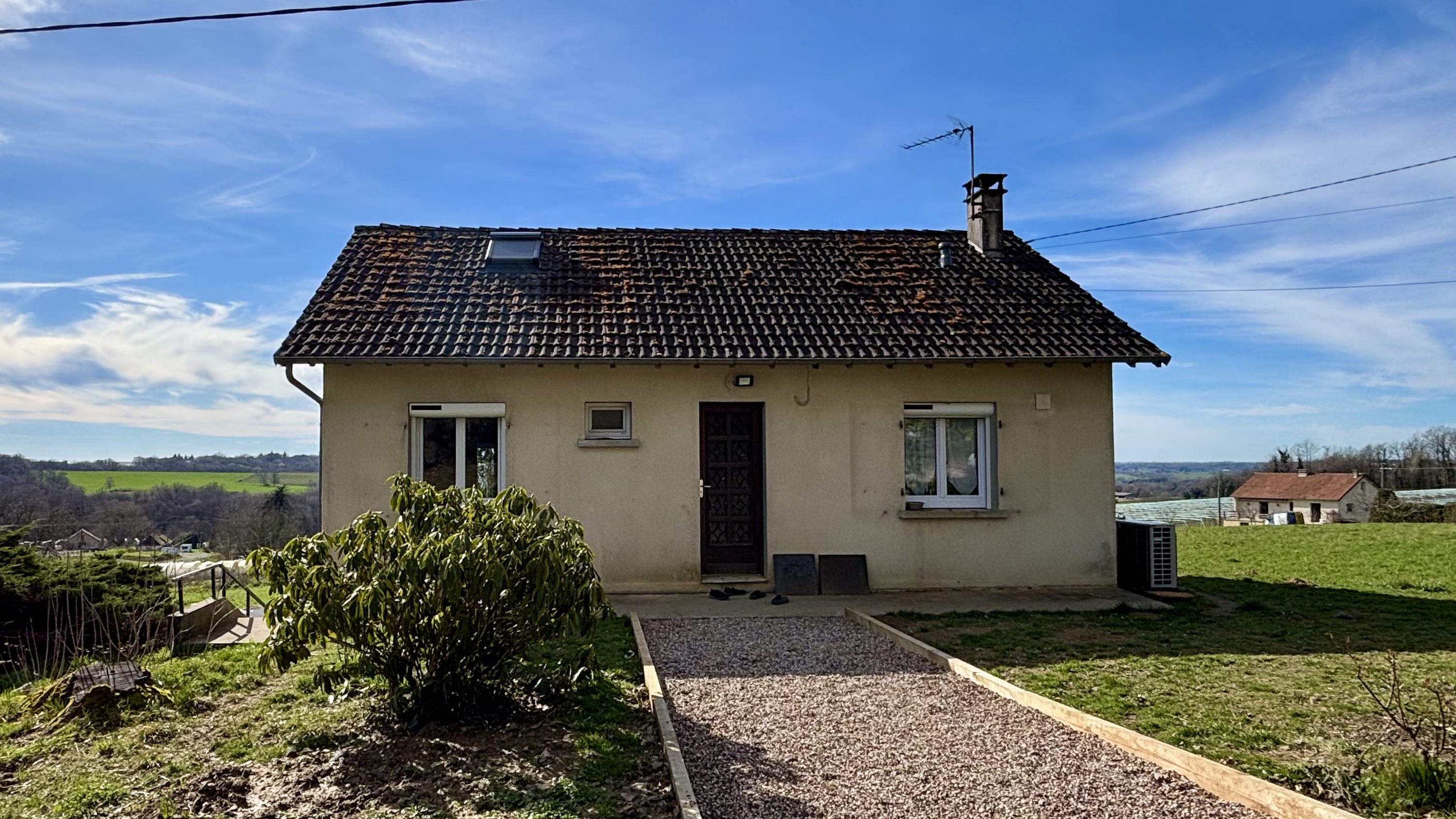 Achat immobilier Maison 3 pièces  60m2 à SAINT CYR LES CHAMPAGNES (24270) - Photo n°1