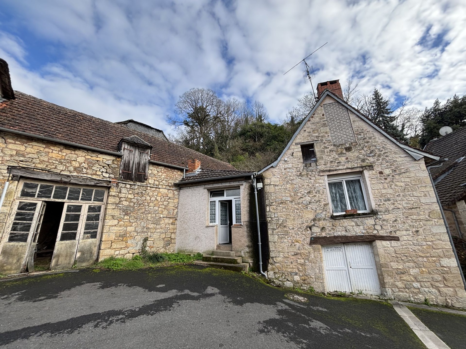 Achat immobilier Maison 4 pièces  87m2 à AYEN (19310) - Photo n°1