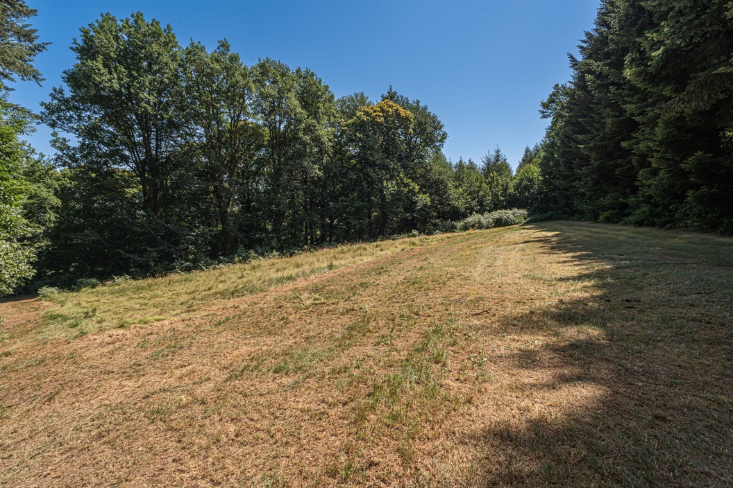 maison 8 pièces - 335m2 à SAINT JULIEN LE PETIT (87460)