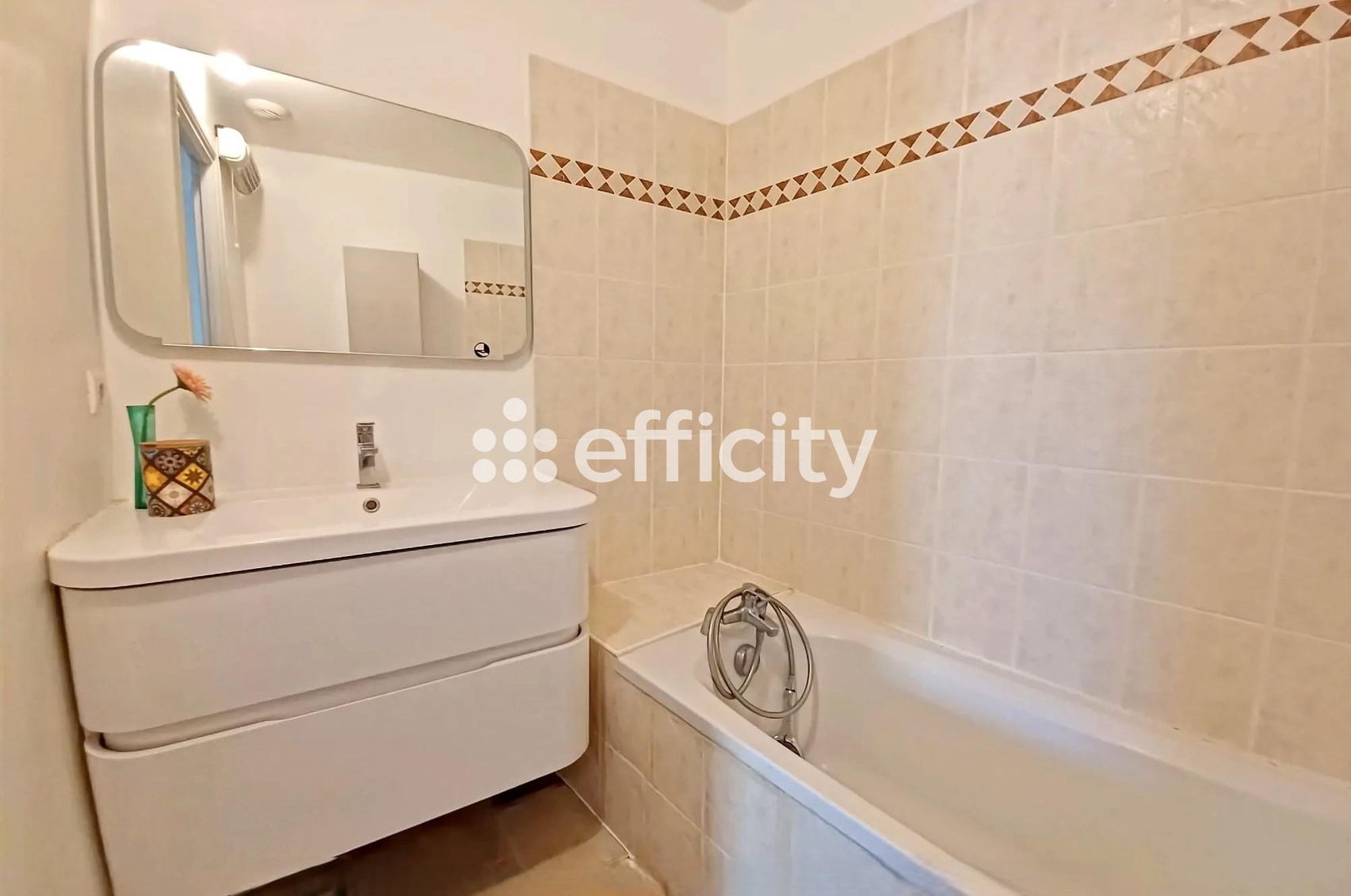 Achat immobilier Appartement 3 pièces  61m2 à Saint-Cannat (13760) - Photo n°11