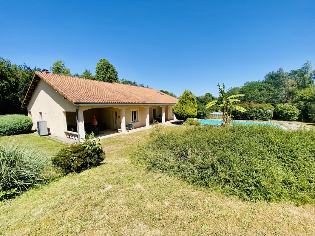 maison 7 pièces - 220,0m2 à Veyrac (87520)