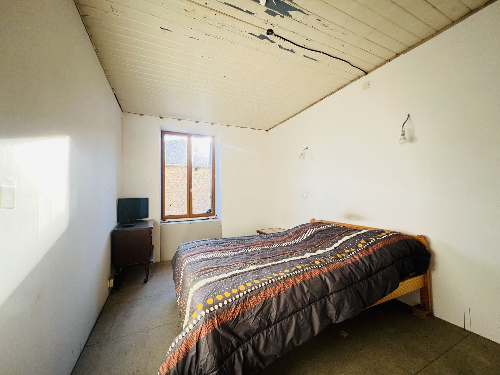 Achat immobilier Maison 4 pièces  95m2 à SAULGOND (16420) - Photo n°7