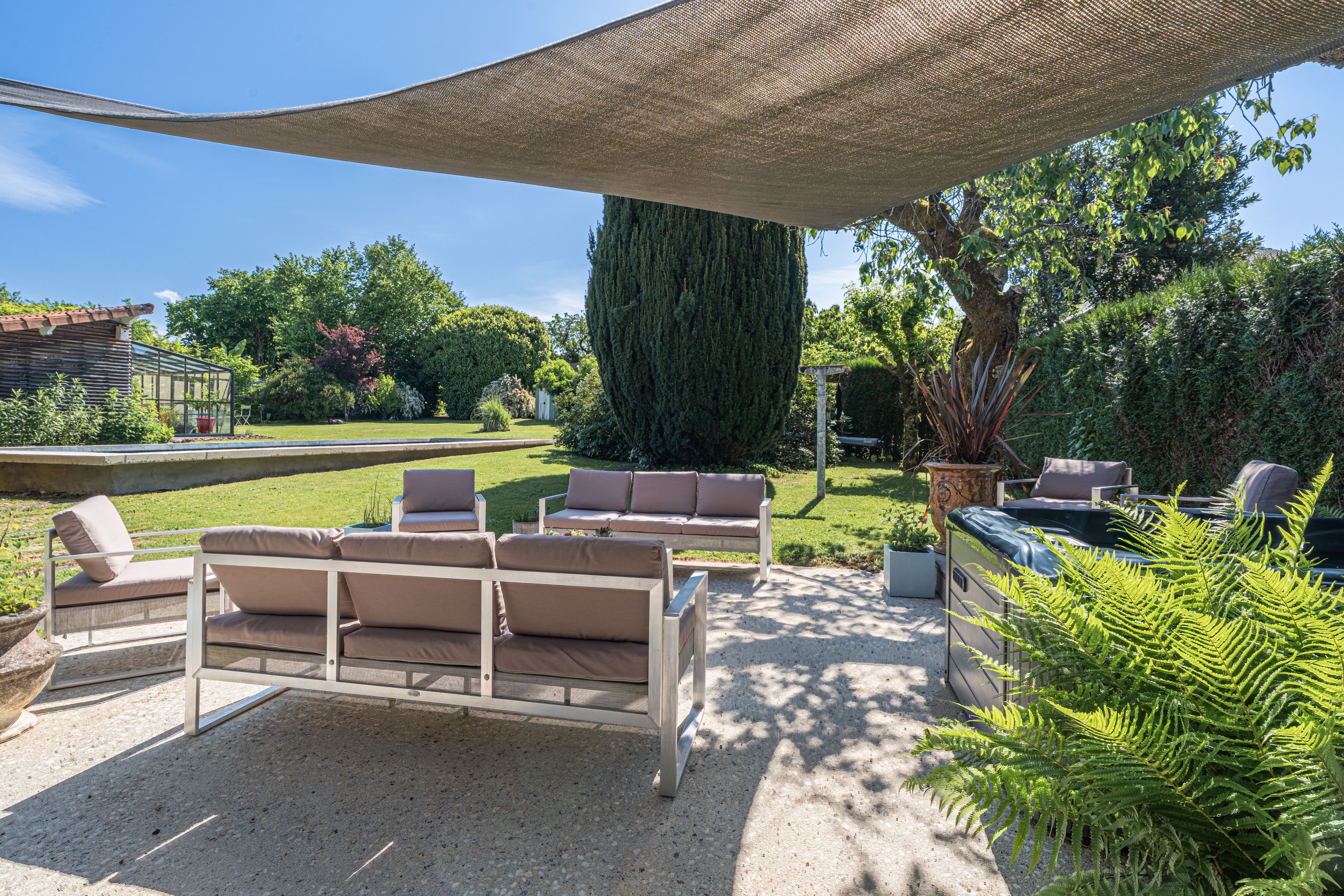 maison 8 pièces - 271,0m2 à LIMOGES (87000)
