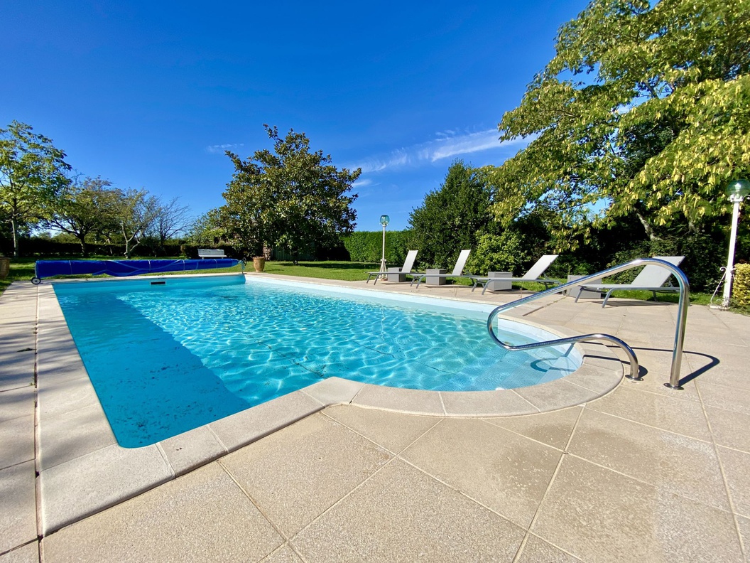 maison 6 pièces - 135,0m2 à LE VIGEN (87110)