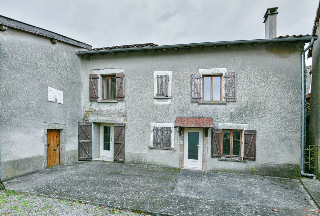 maison 8 pièces - 224,0m2 à SAINTE MARIE DE VAUX (87420)