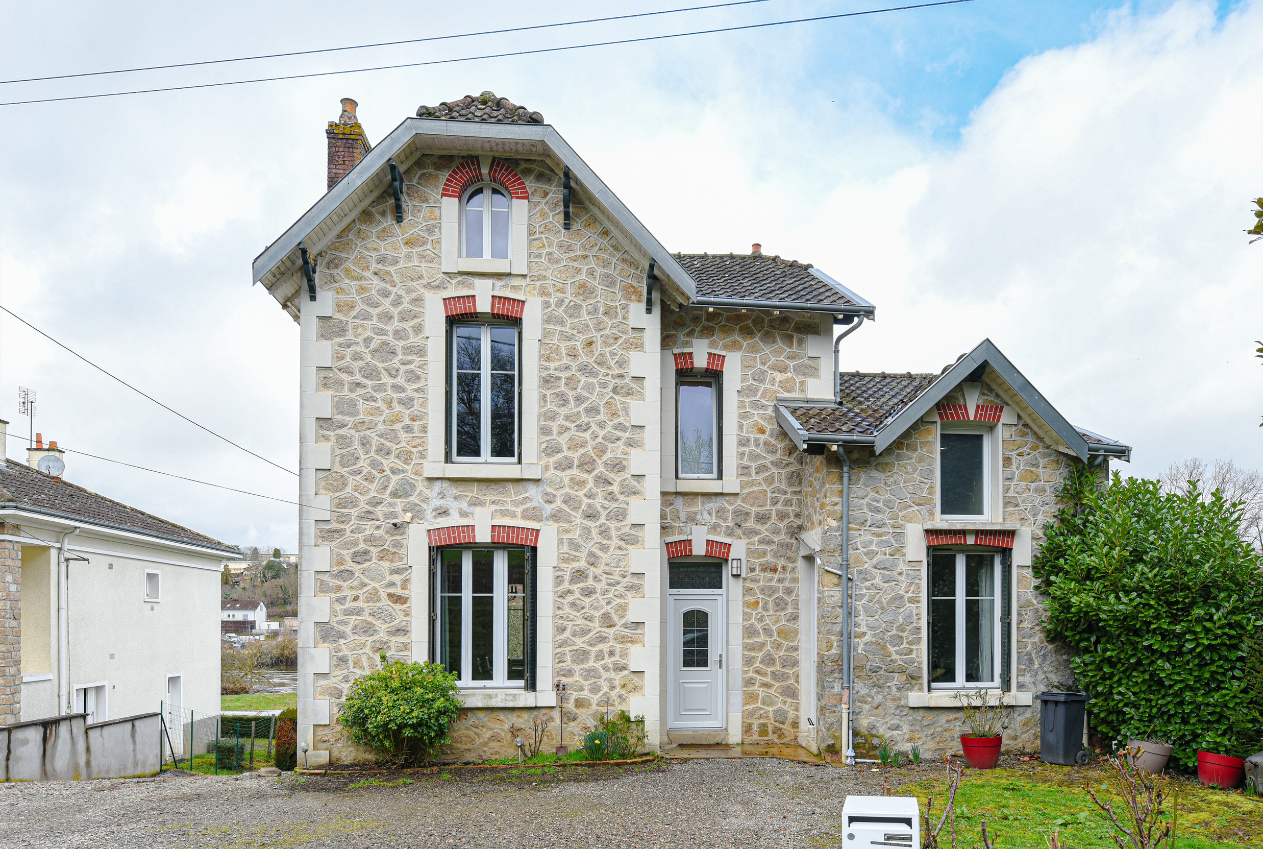 maison 5 pièces - 114,0m2 à SAINT JUNIEN - 87200 (87200)