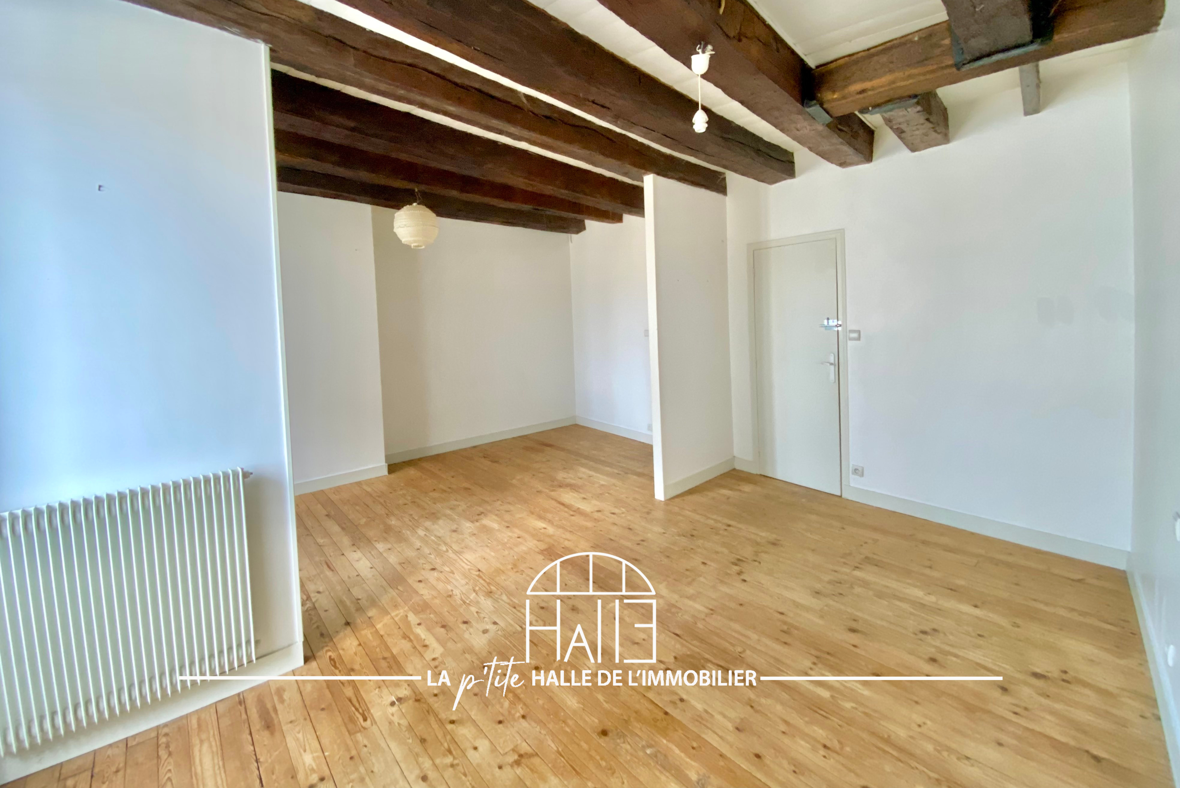 Achat immobilier Maison 4 pièces  108m2 à CHABANAIS (16150) - Photo n°4