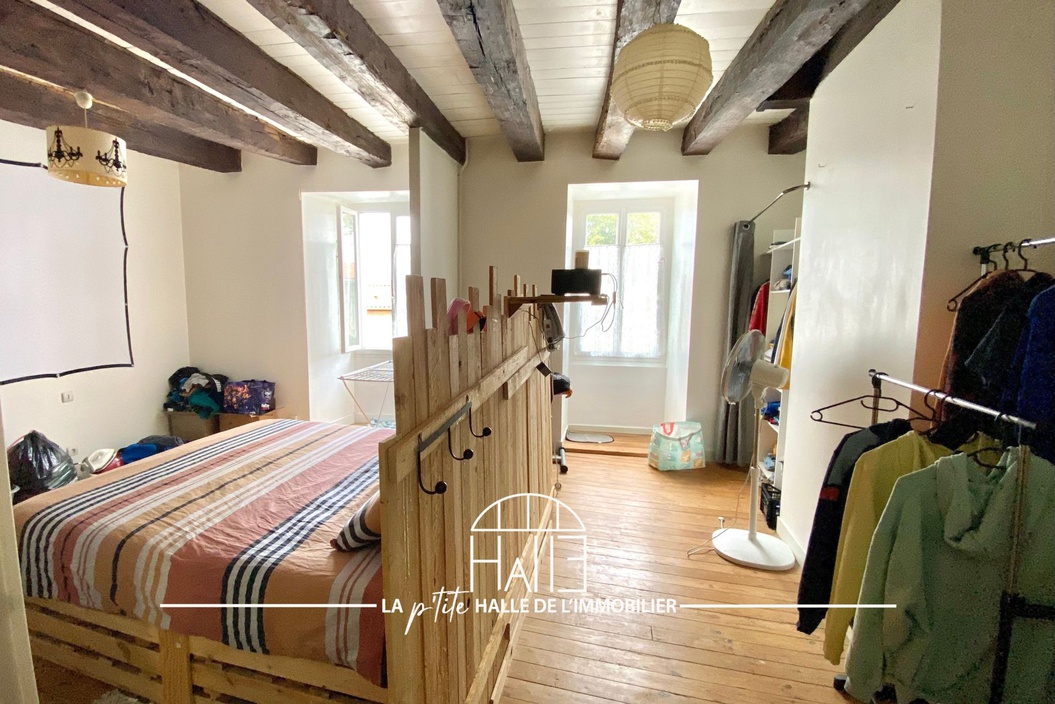 maison 4 pièces - 108m2 à CHABANAIS (16150)