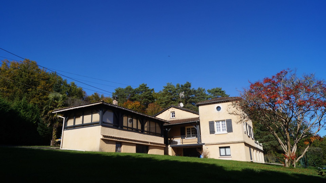 maison 7 pièces - 152m2 à SAINT MARTIAL DE VALETTE (24300)