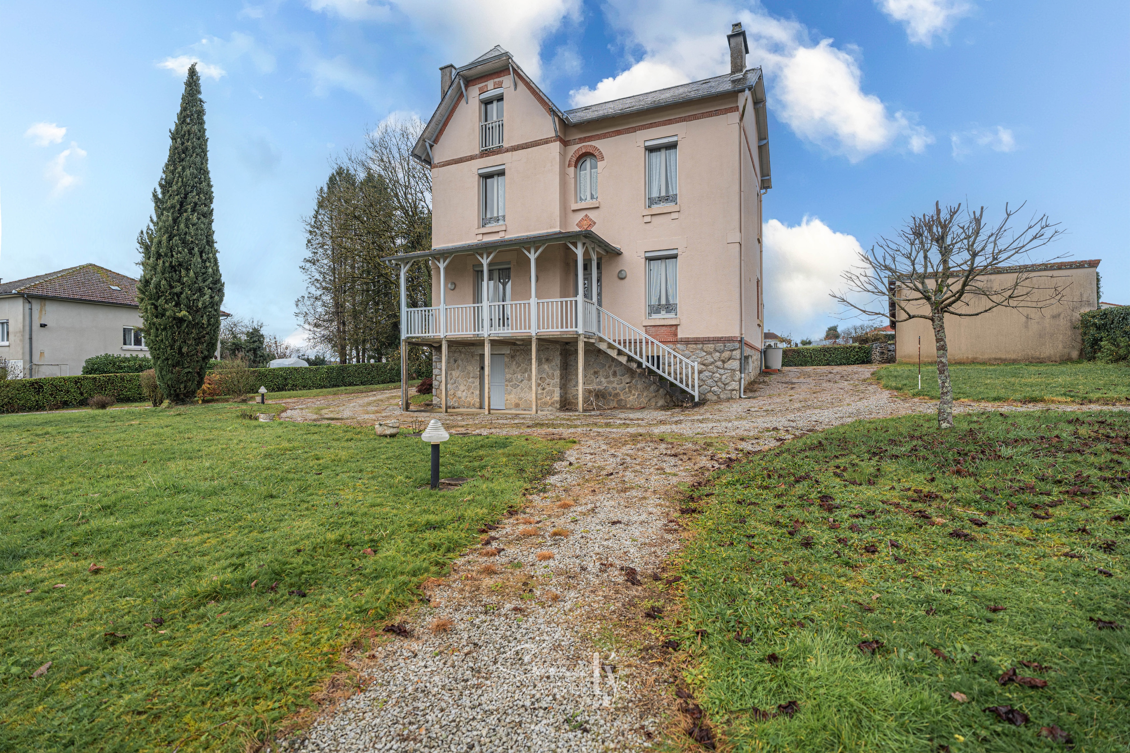 maison 5 pièces - 145,0m2 à SAINT GERMAIN LES BELLES (87380)