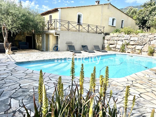 maison 4 pièces - 135,0m2 à Saint-Martin-du-Var (06670)