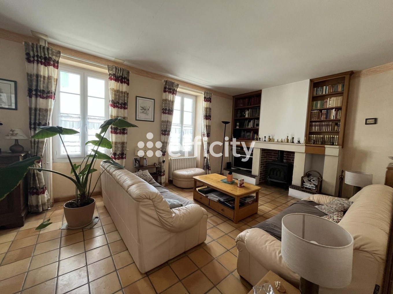 Achat immobilier Maison 10 pièces  235m2 à Le Bois-Plage-en-Ré (17580) - Photo n°4