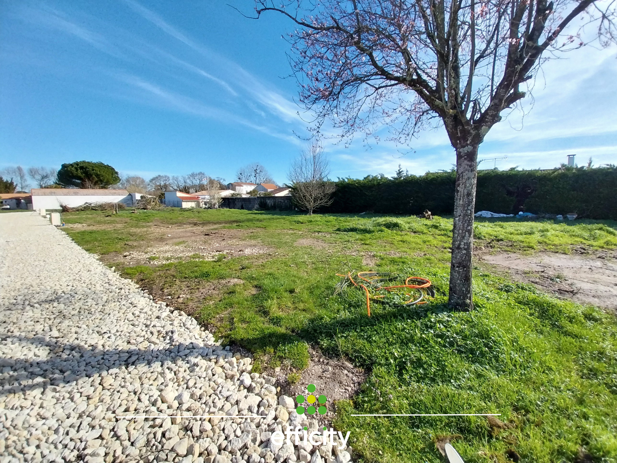 Terrain 445 m² · à Saujon · 445 m² · 73 000 €