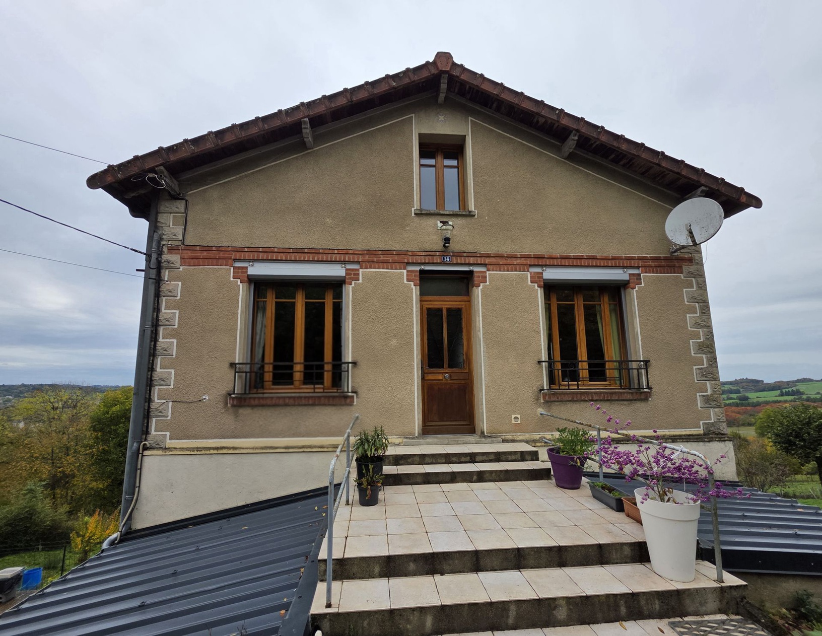 Achat immobilier Maison 4 pièces  106m2 à BOURGANEUF (23400) - Photo n°1