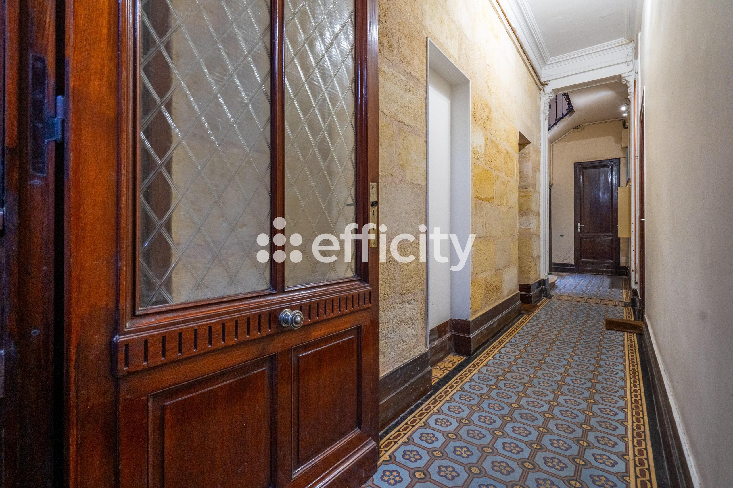 Achat immobilier Appartement 4 pièces  85m2 à Bordeaux (33000) - Photo n°1