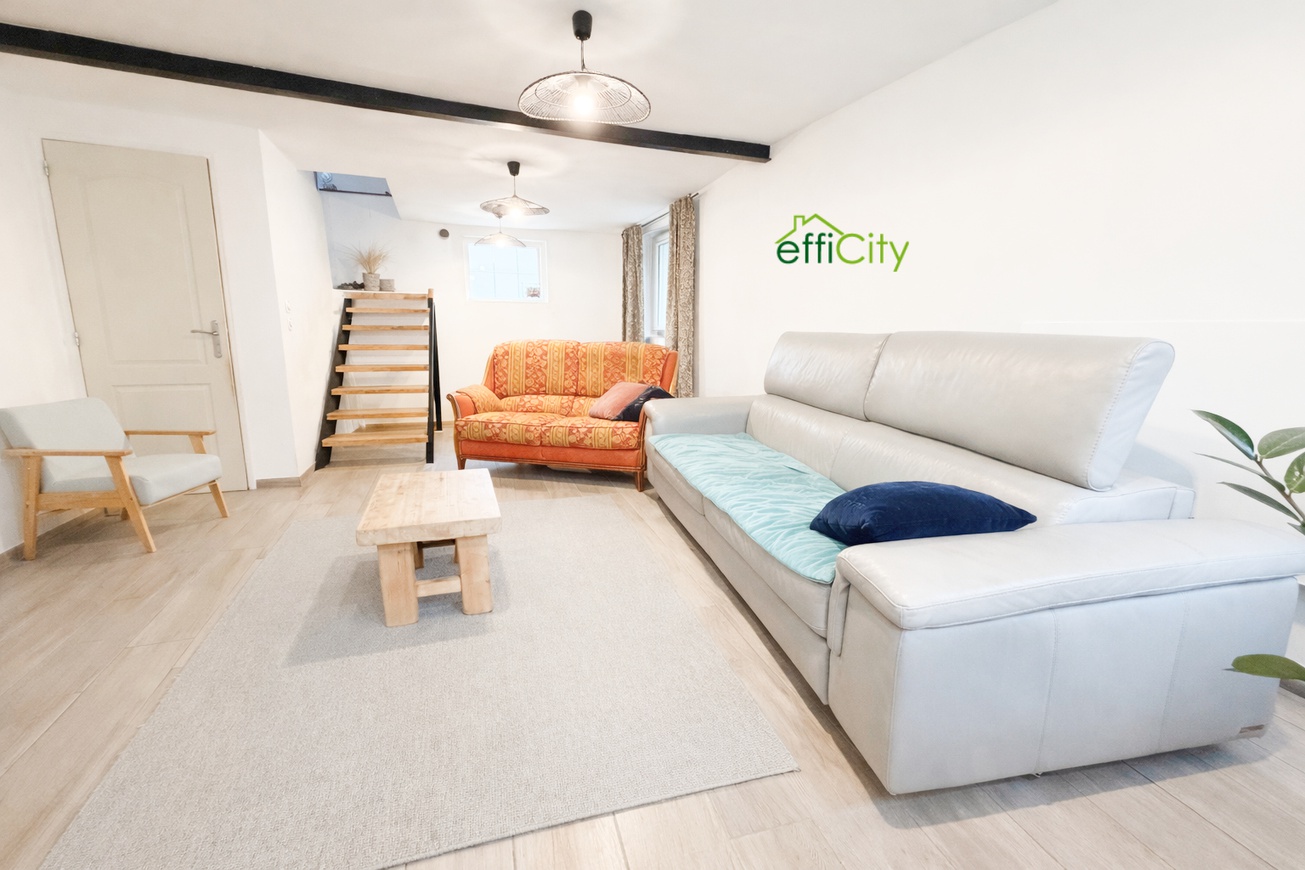 Achat immobilier Maison 6 pièces  160m2 à Marseille (13010) - Photo n°1