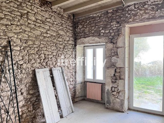 Achat immobilier Maison 9 pièces  354m2 à Saint-Ciers-du-Taillon (17240) - Photo n°9