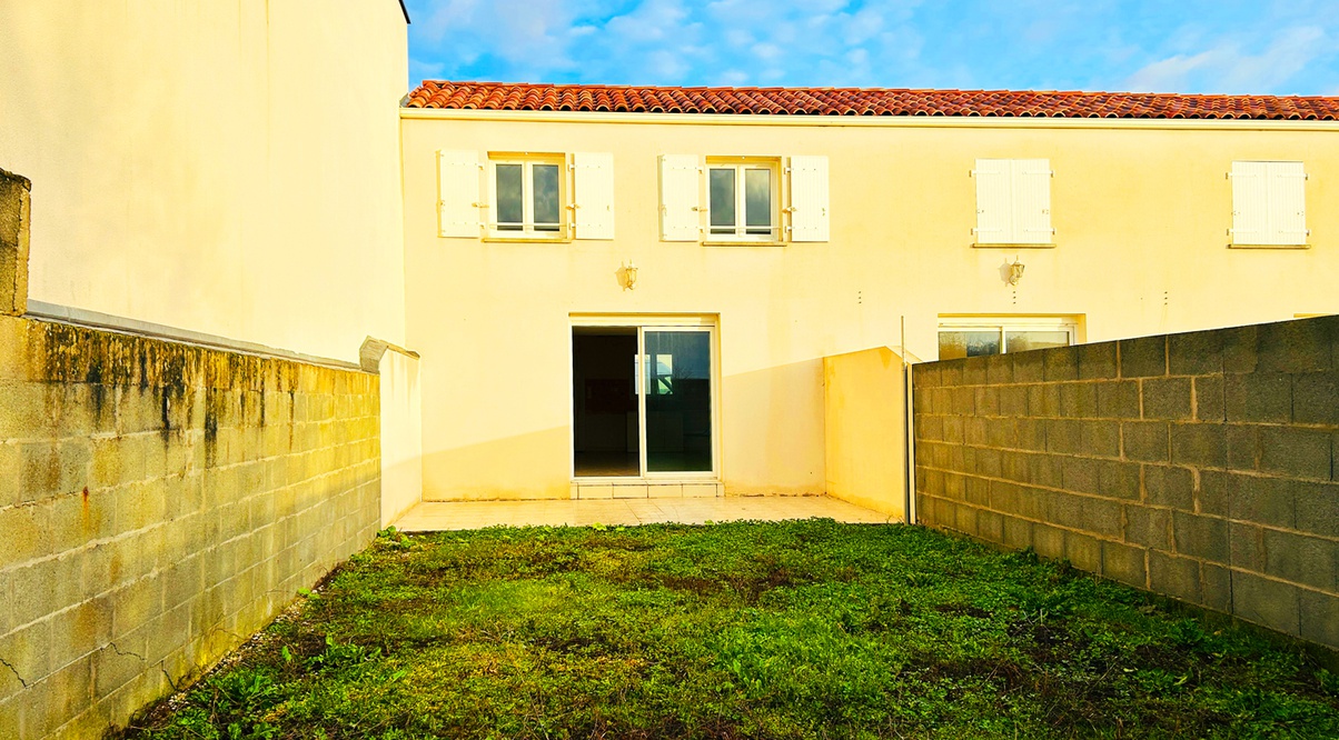 Achat immobilier Maison 3 pièces  66m2 à Charron (17230) - Photo n°1
