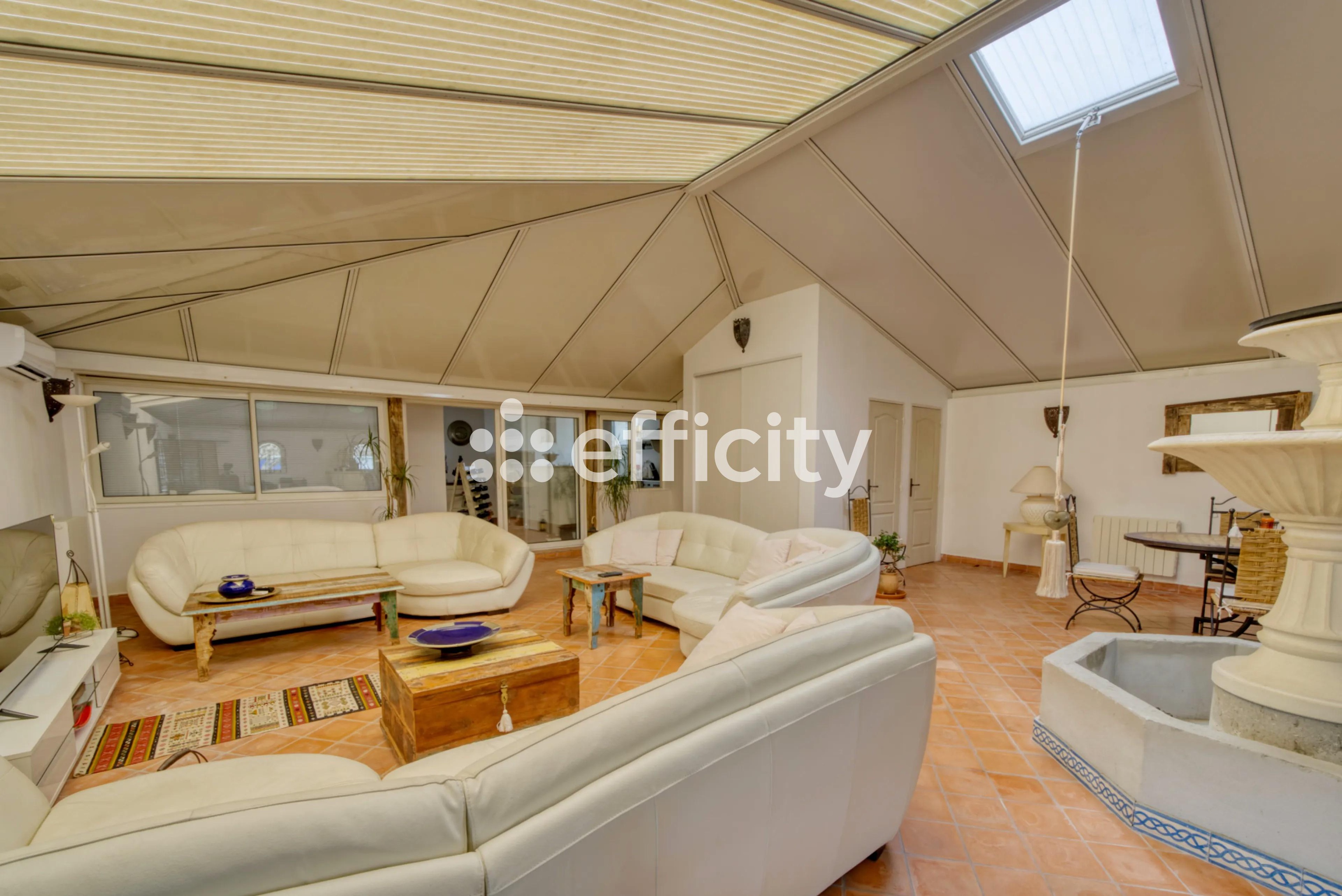 Achat immobilier Maison 8 pièces  300m2 à Saint-Just-Luzac (17320) - Photo n°17