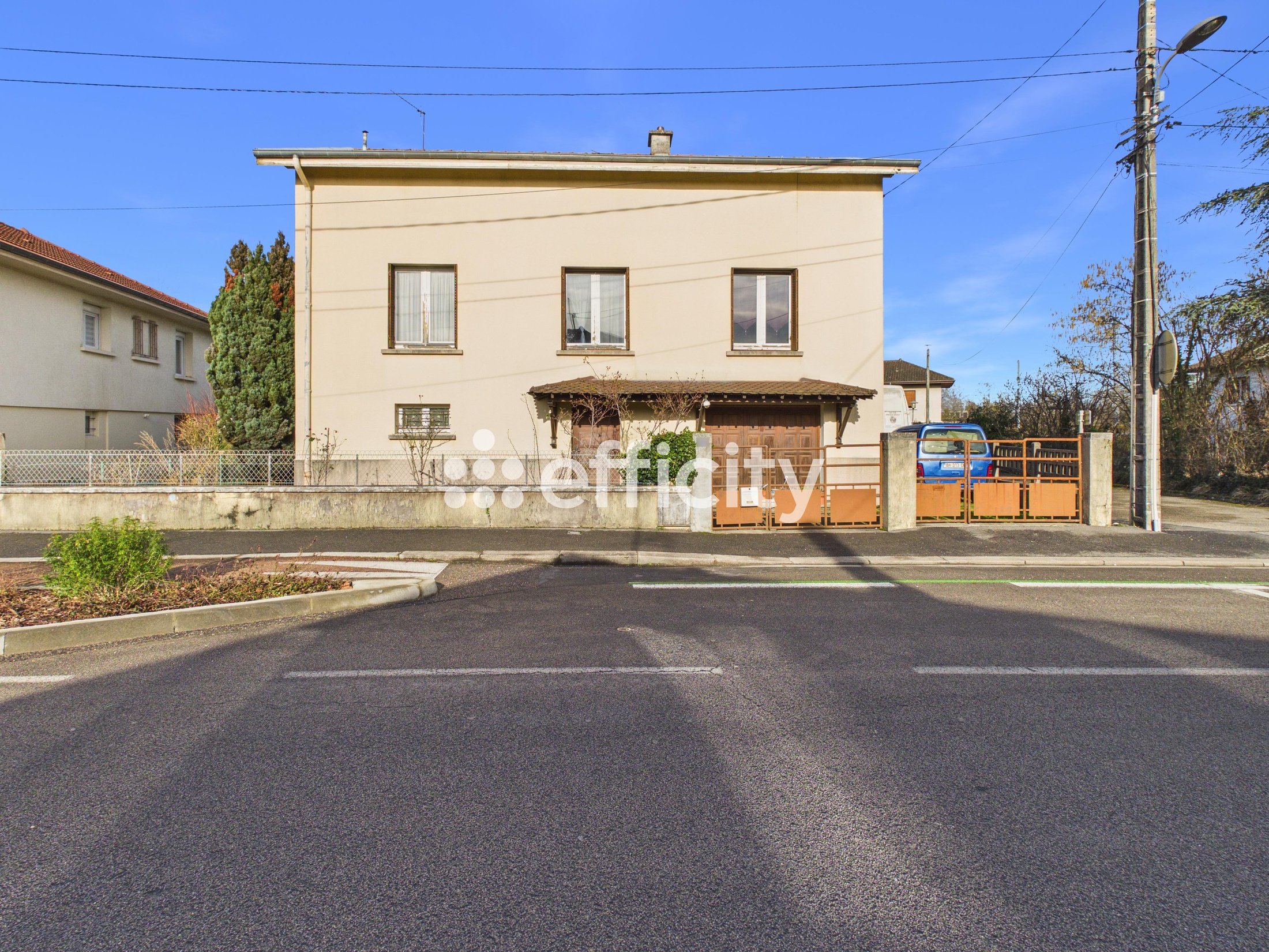 maison 7 pièces - 81m2 à Bourg-en-Bresse (01000)