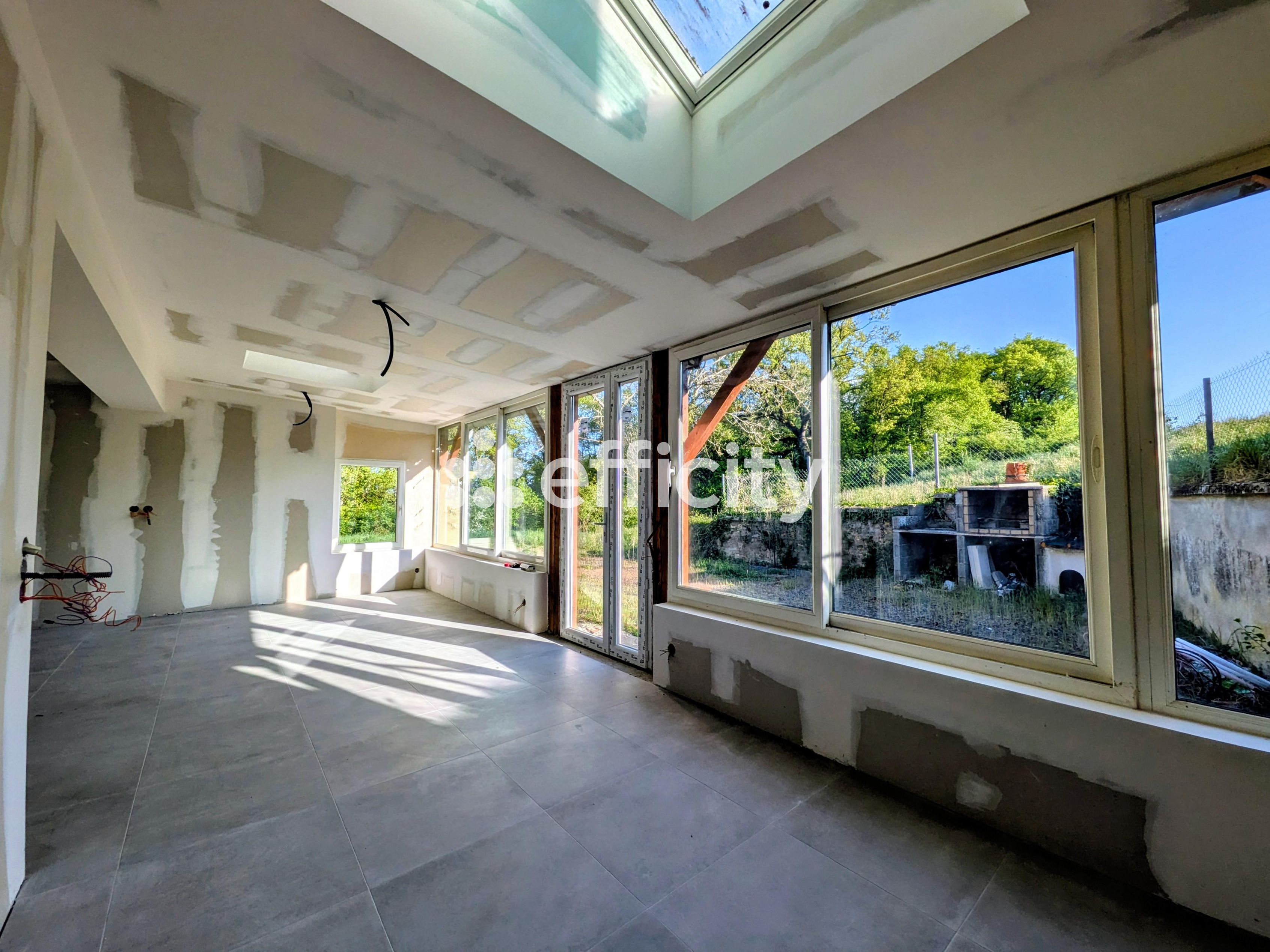 Achat immobilier Maison 4 pièces  120m2 à La Roche-Clermault (37500) - Photo n°5