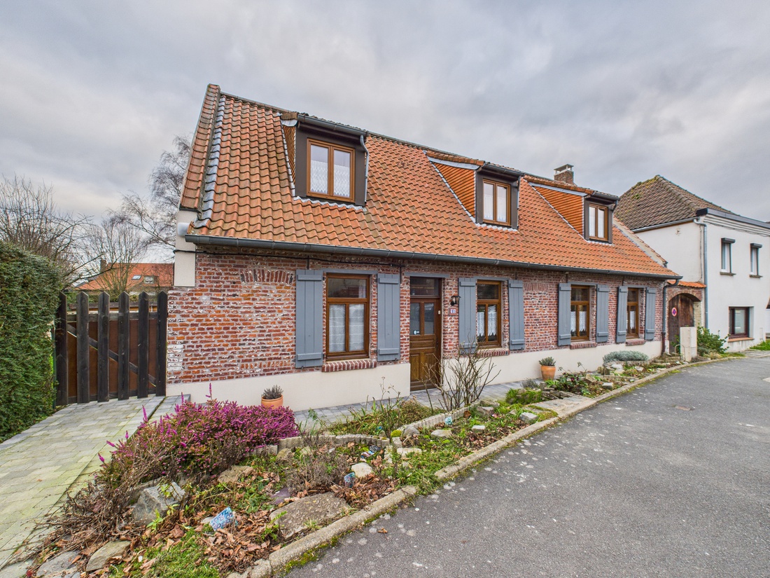 maison 6 pièces - 140m2 à Camphin-en-Pévèle (59780)