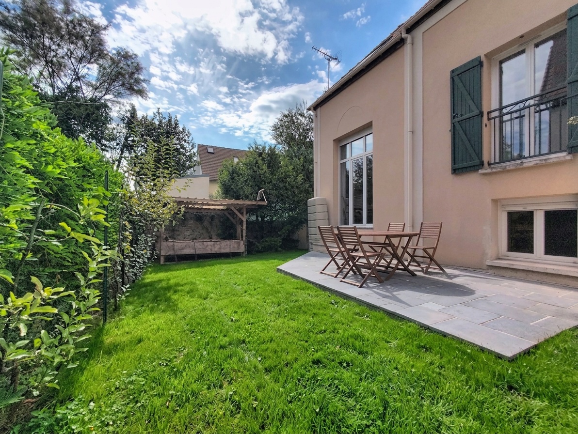 Maison 6 pièces 104 m² · à Rueil-Malmaison · 104 m² · 799 000 €