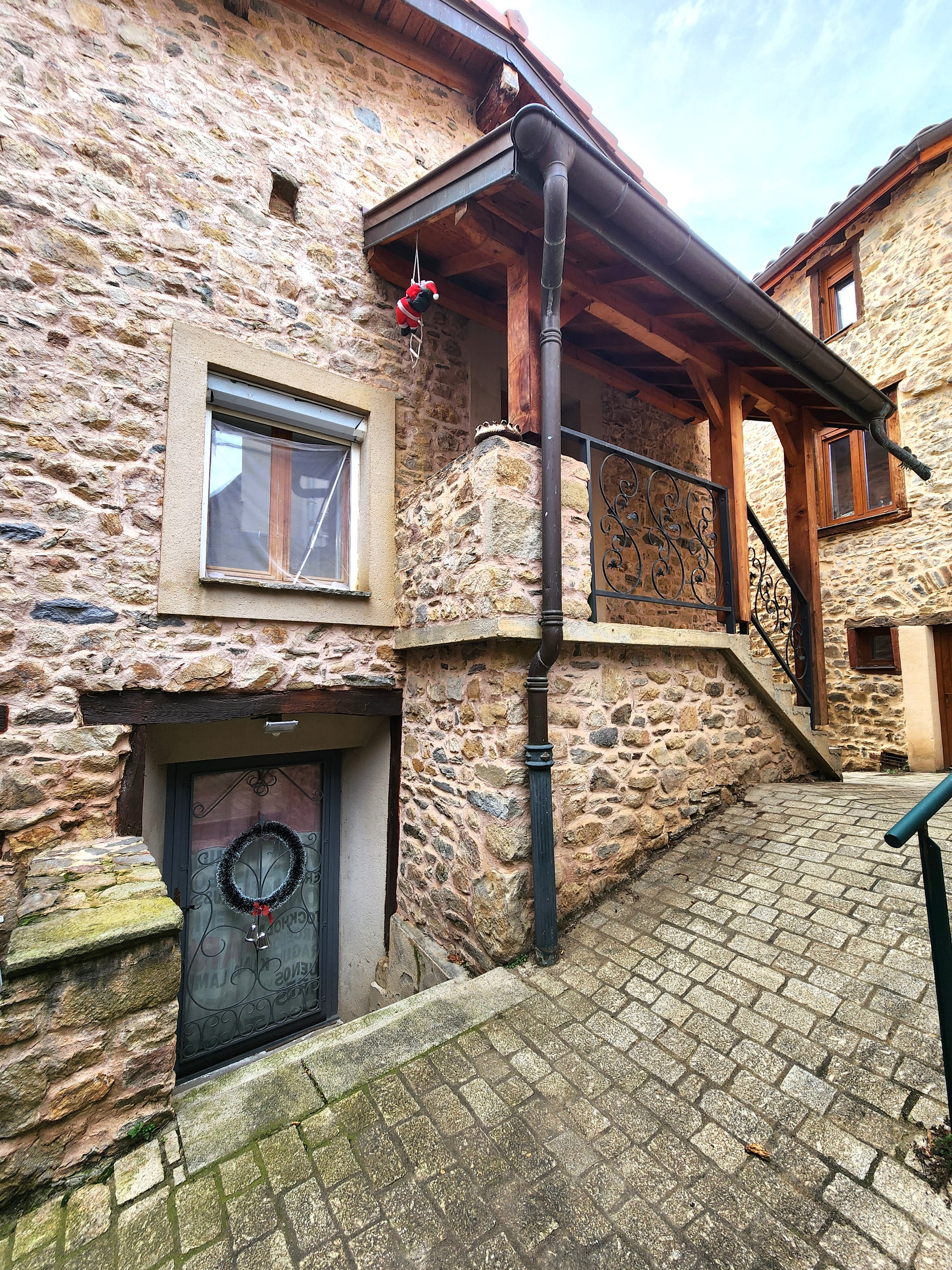 Achat immobilier Maison 4 pièces  121m2 à Saint-Romain-en-Jarez (42800) - Photo n°8