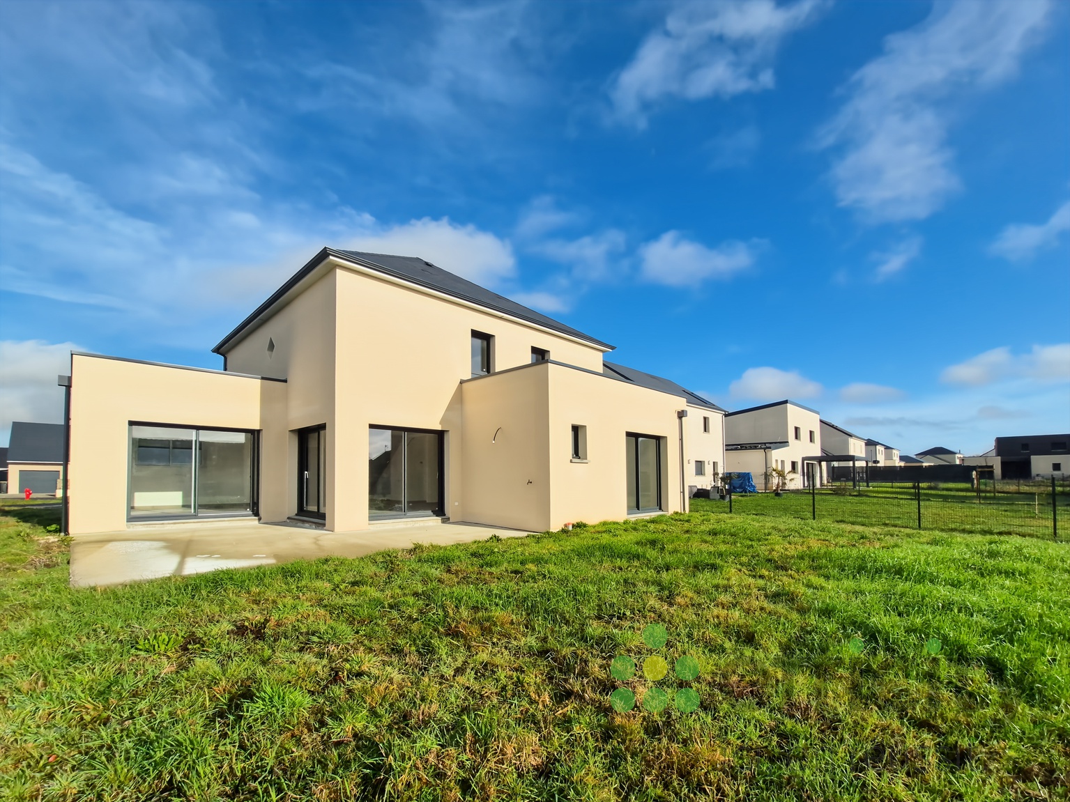 maison 6 pièces - 145m2 à Neuville-sur-Sarthe (72190)