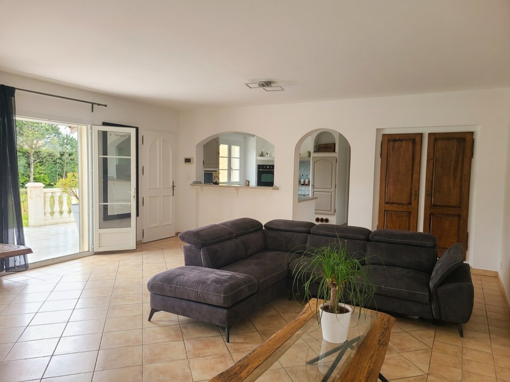 Achat immobilier Maison 5 pièces  108m2 à Pont-Saint-Esprit (30130) - Photo n°4