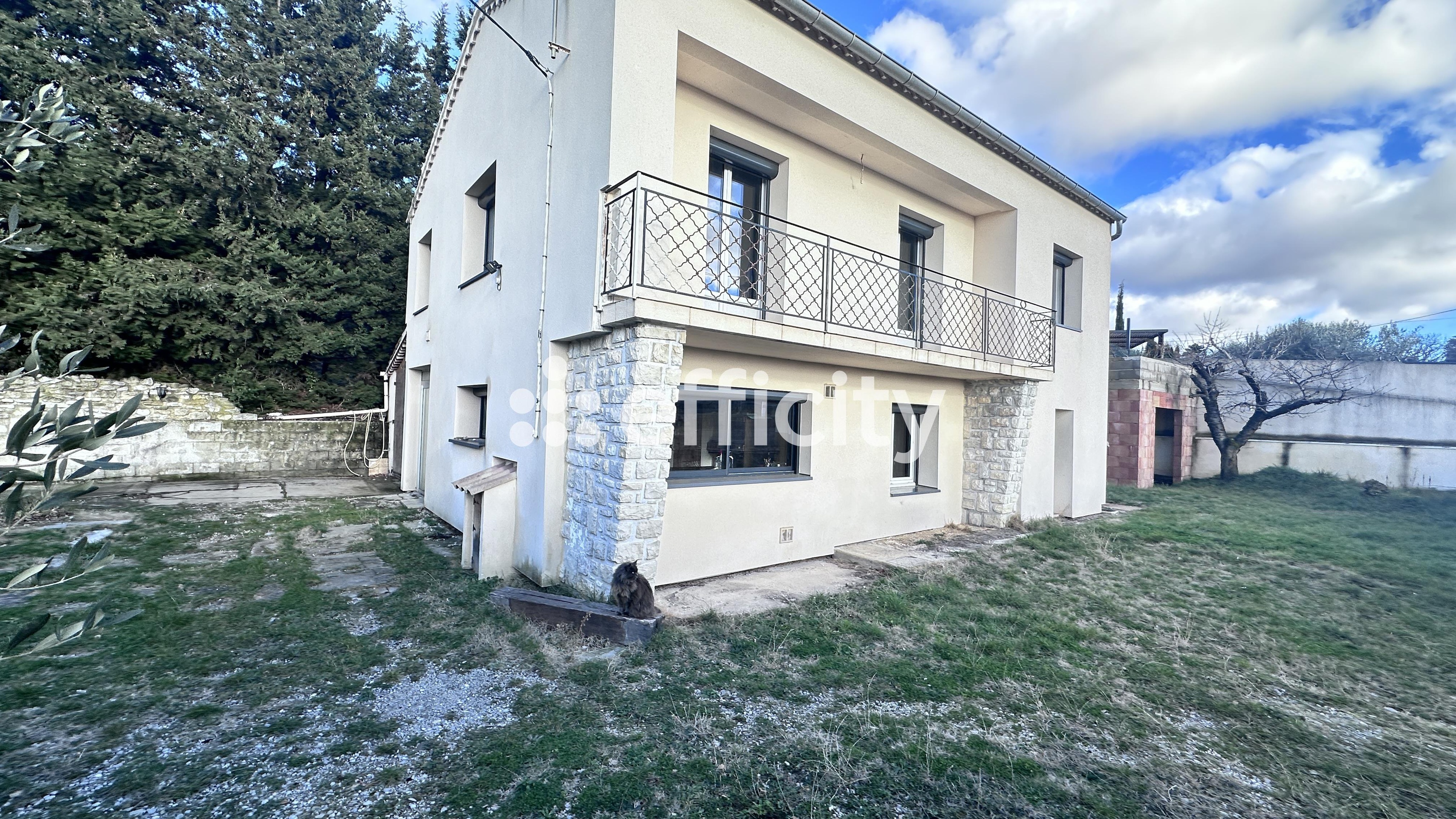 Achat immobilier Maison 4 pièces  131m2 à Rousset-les-Vignes (26770) - Photo n°1