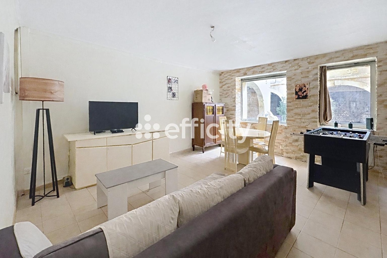 Maison 154 m2 - Tarascon (13150) Maison 154 m2 - Tarascon (13150)