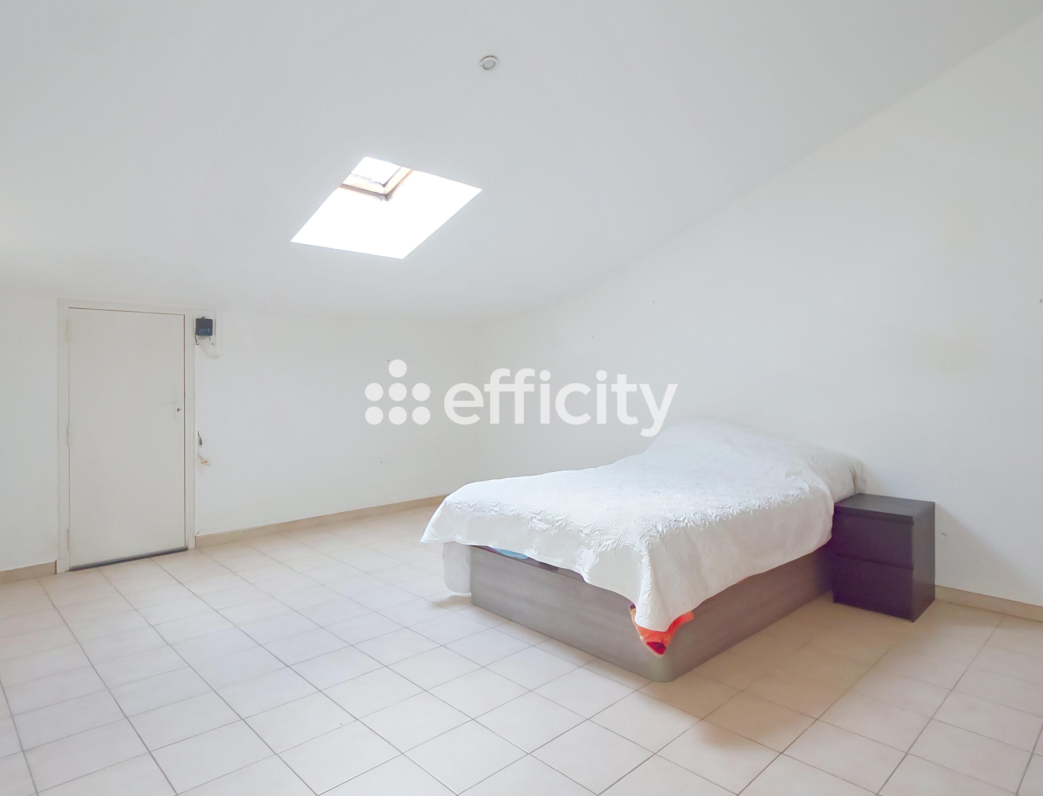 Maison 154 m2 - Tarascon (13150) Maison 154 m2 - Tarascon (13150)