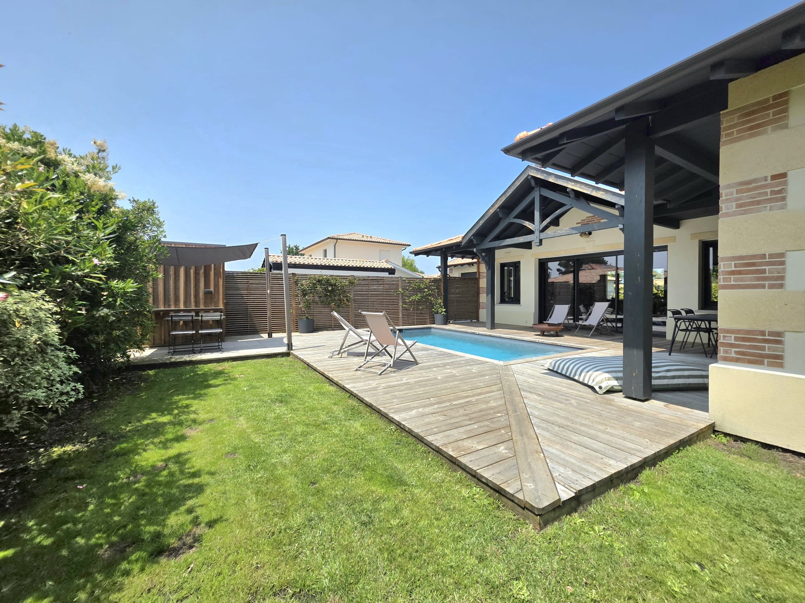 Achat immobilier Maison 4 pièces  149m2 à Mios (33380) - Photo n°1