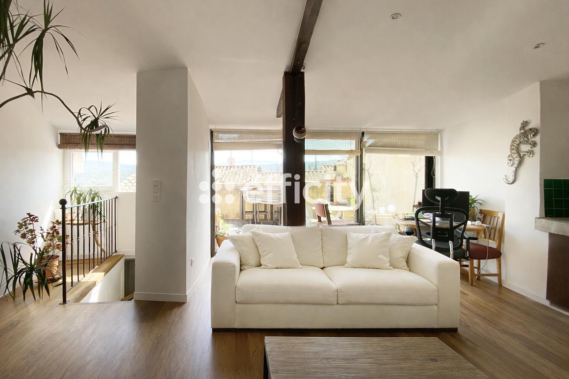 Achat immobilier Maison 6 pièces  170m2 à Peynier (13790) - Photo n°5