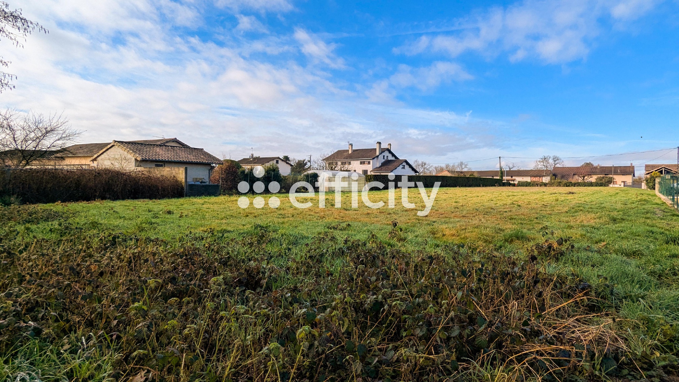 terrain  - 1723m2 à Sermoyer (01190)
