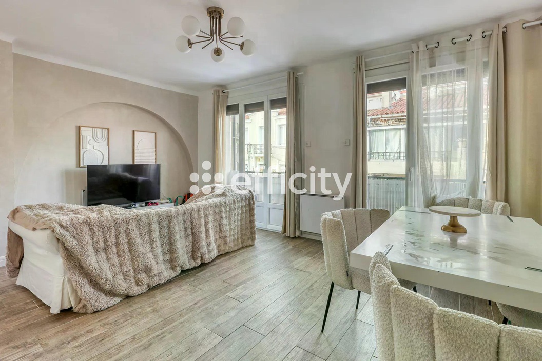 appartement 3 pièces - 55m2 à La Ciotat (13600)